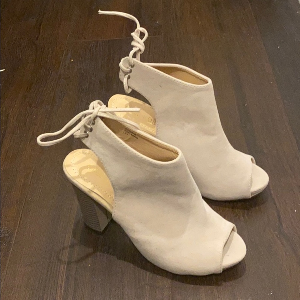 Chloe & Chase Heels